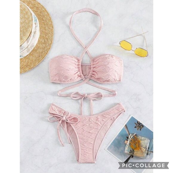 Barbiecore Baby Pink Criss Cross Wireless Bikini - Picture 5 of 8